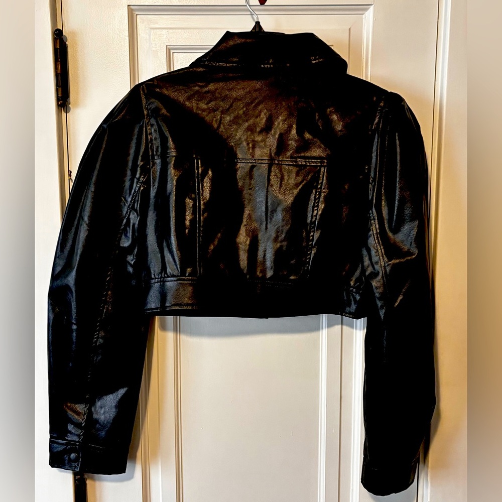 Faux leather cropped jacket